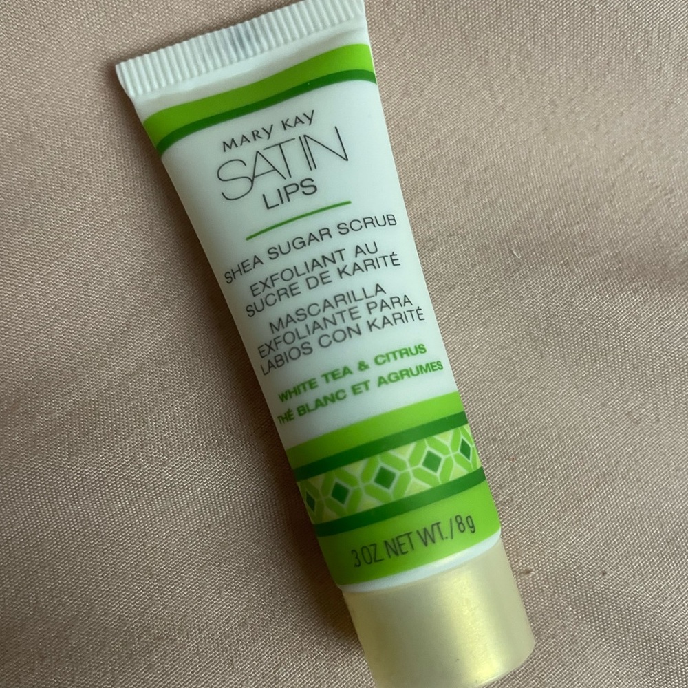 White Tea & Citrus Satin Lips® Shea Sugar Scrub